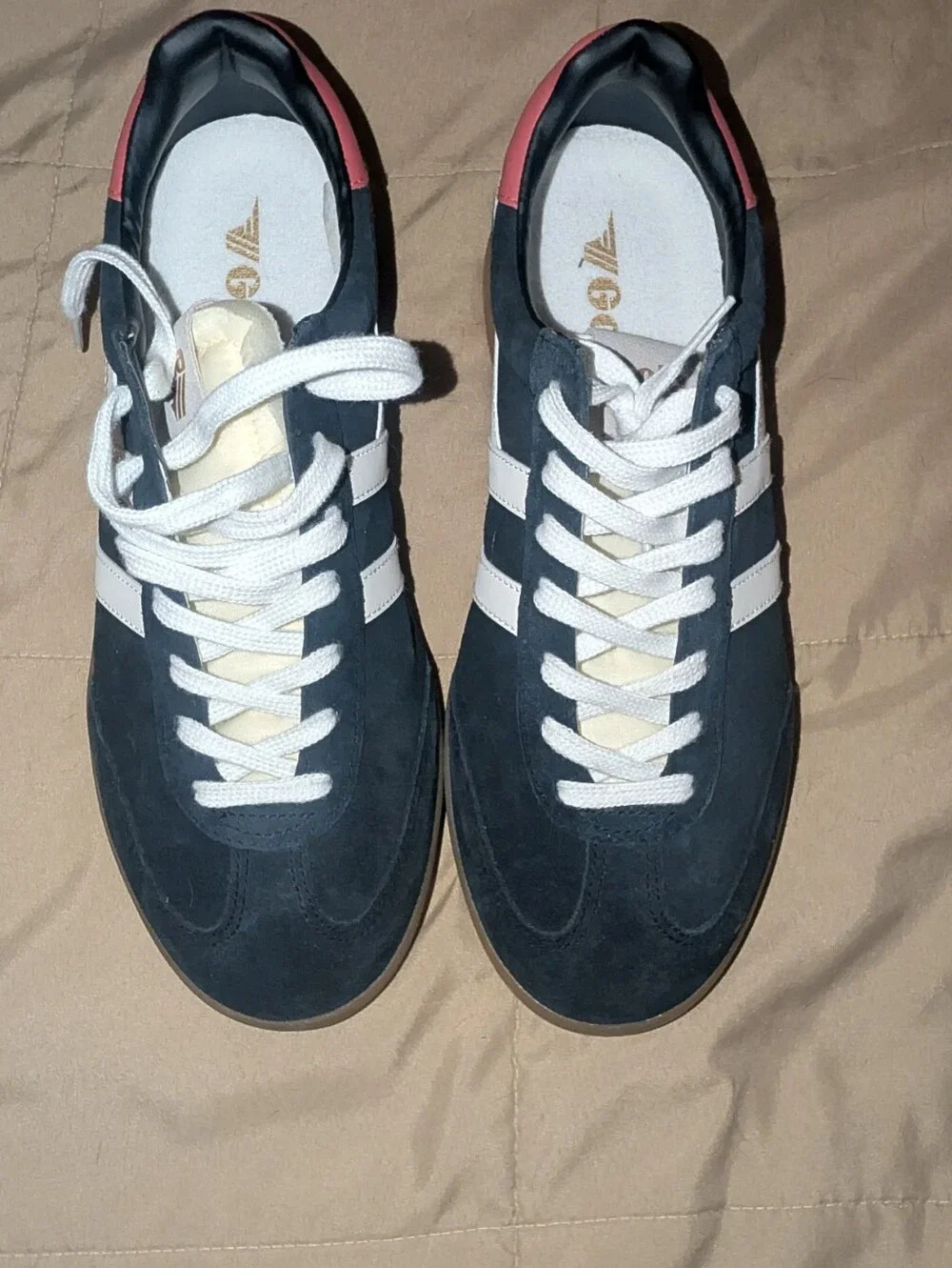 NWOT Gola Cyclone Women's Sneakers Size 10 Black White And Pink
